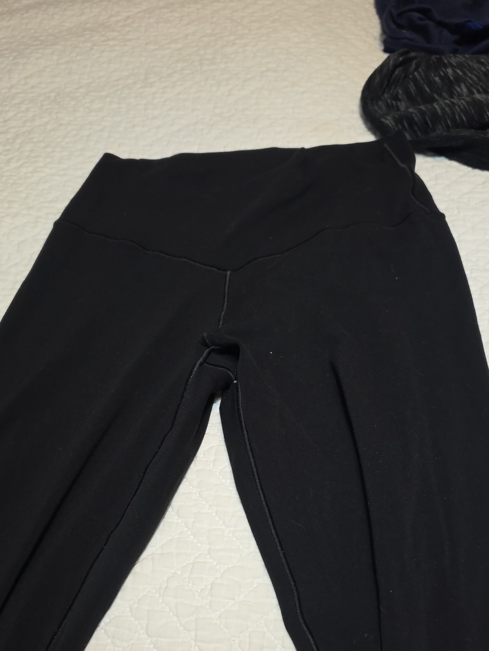 Aerie Black High-Waist Women's Yoga Leggings.